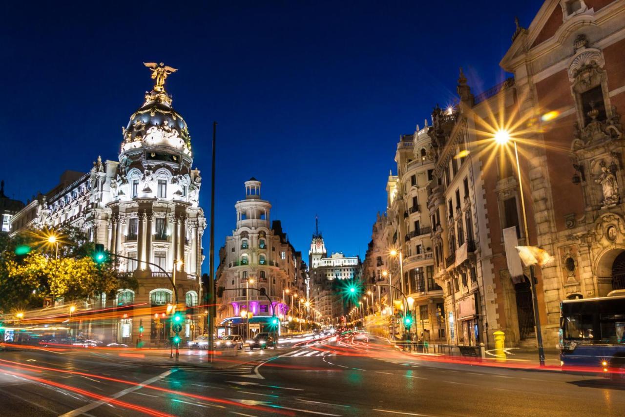 Bookingham ★Apartaments & Suites Madrid Kültér fotó